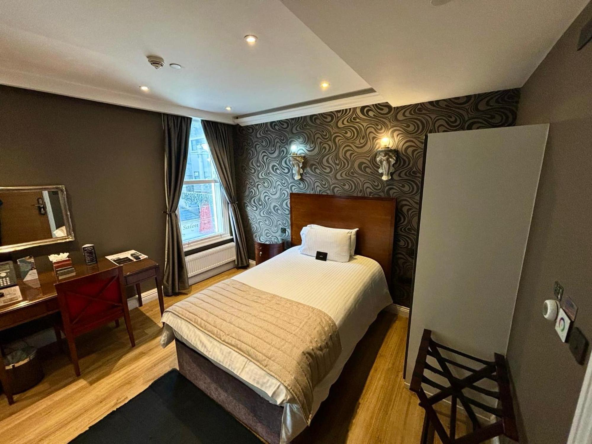 Halvard Hotel Douglas Luaran gambar