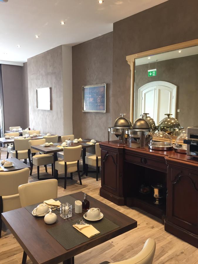 Halvard Hotel Douglas Luaran gambar