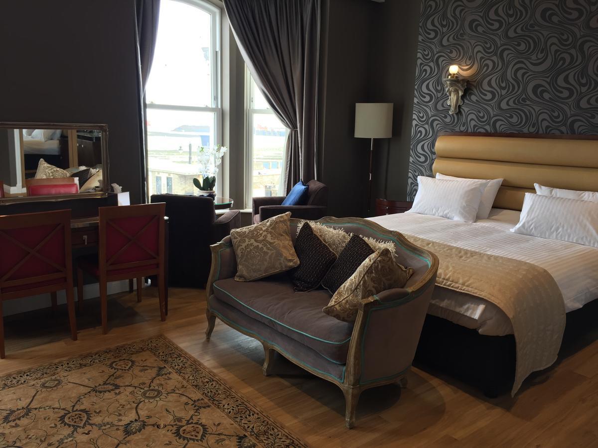 Halvard Hotel Douglas Luaran gambar
